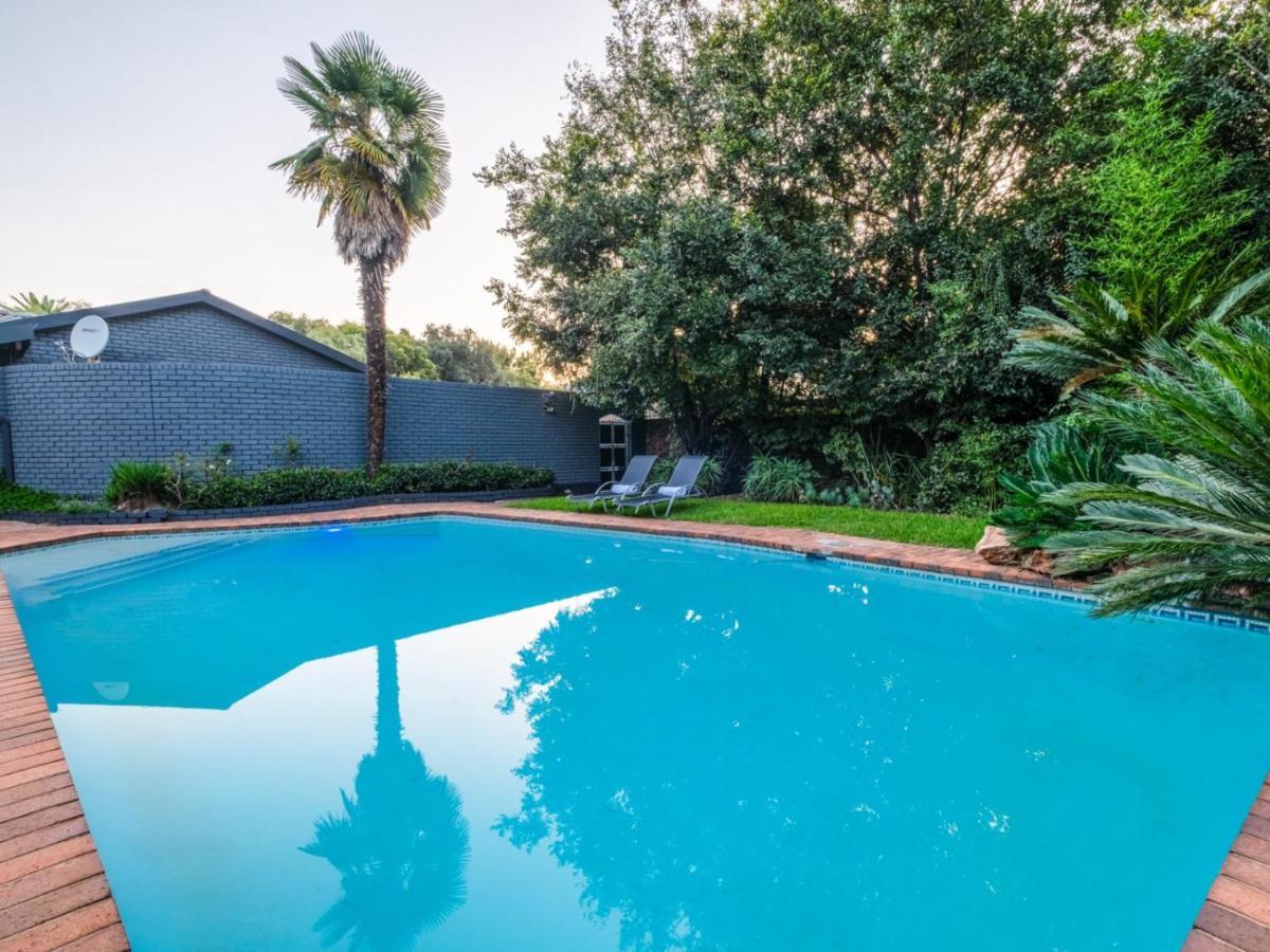 Hurlingham House Guest House Johannesburg Esterno foto