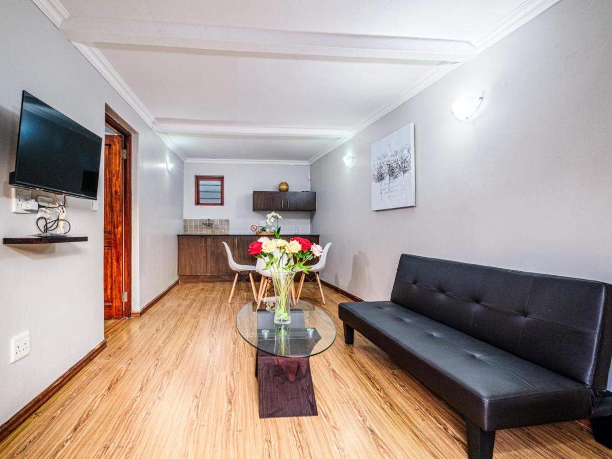 Hurlingham House Guest House Johannesburg Esterno foto